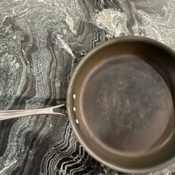 16 Piece Calphalon Non-Stick Hard Anodized Cookware Set - Picture 9 of 14